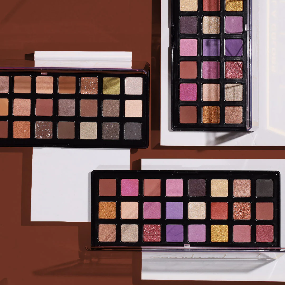L.A. Colors 24 color Luxe Eyeshadow Palette - Image 12