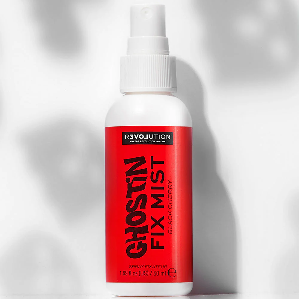 Revolution Relove Ghostin Black Cherry Fix Mist - Image 3